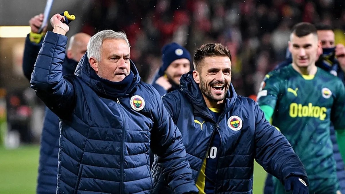 FENERBAHÇE HABERİ: Futbolcuların Mourinho sevgisi